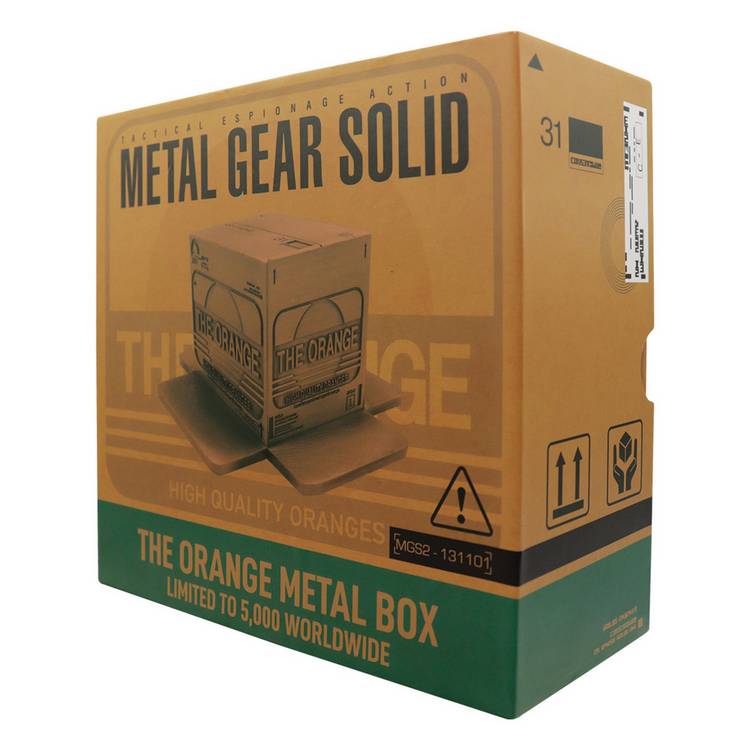 Fanattik limited gold edition metal cardboard box replica small, imported from the UK
