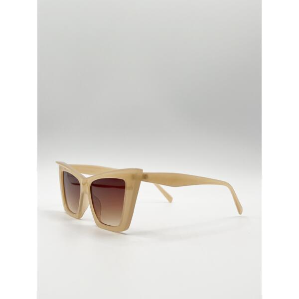 SVNX oversized cateye sunglasses in mocha (British brand)