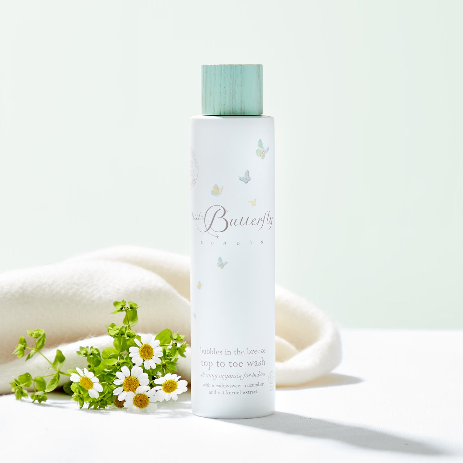 Bubbles in the Breeze top to toe wash 200ml (British brand)
