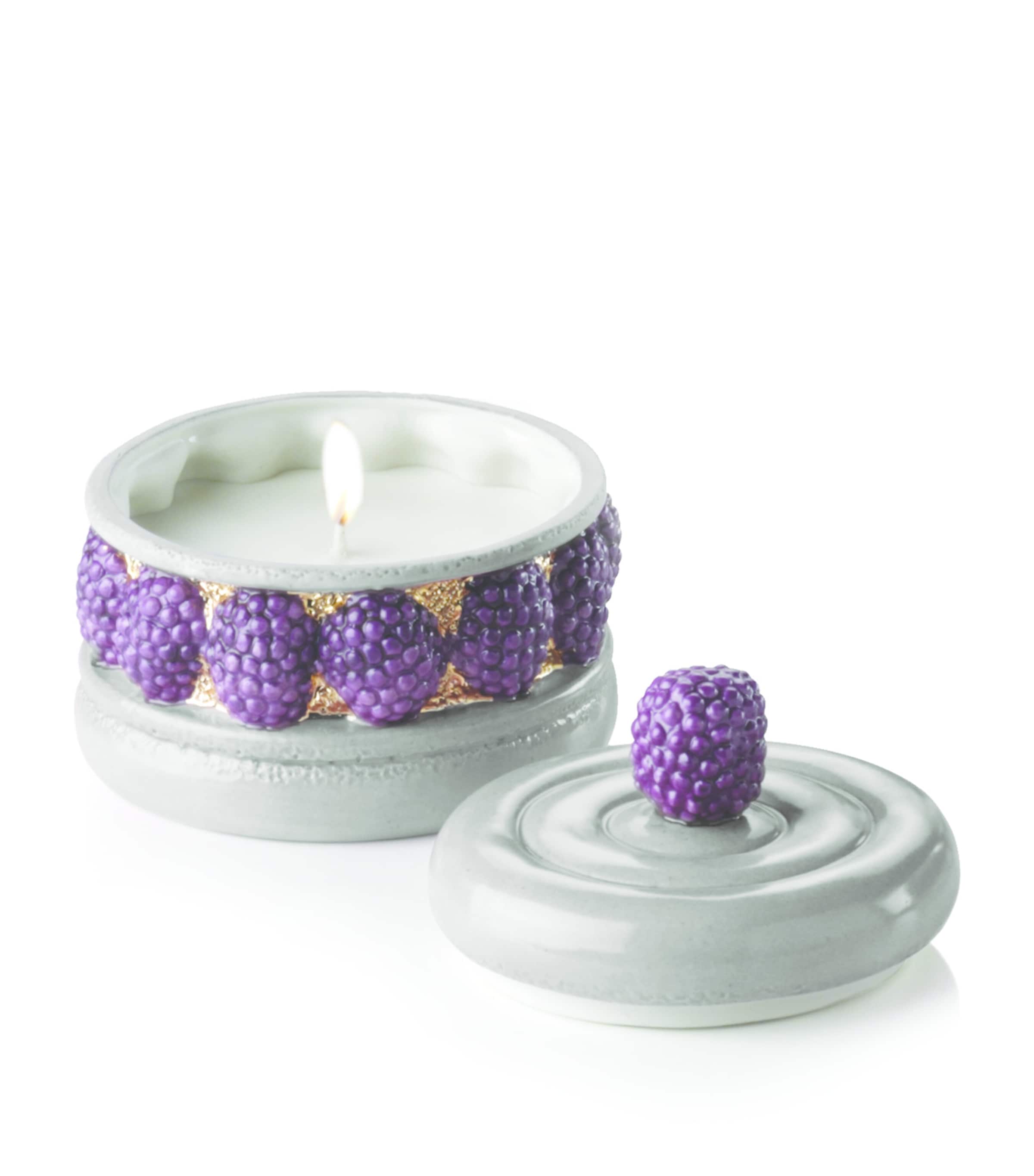 VILLARI Ispahan Cake Candle 245g (British brand)