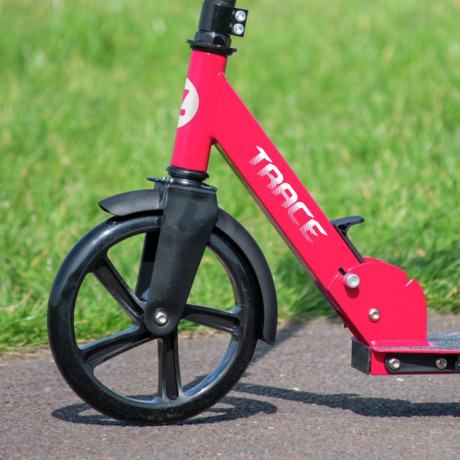 Zinc Trace foldable big wheel scooter red (British brand)
