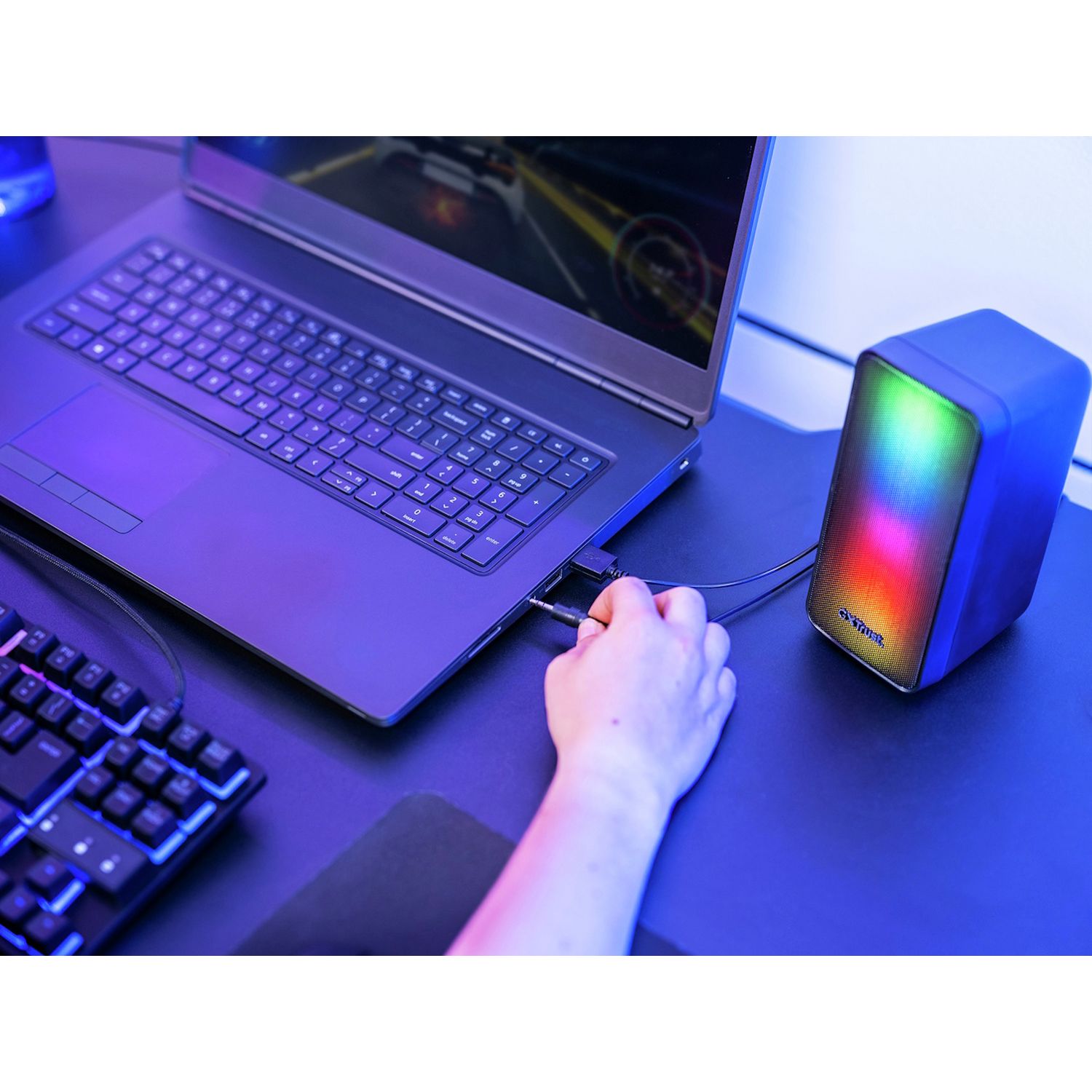 GXTrust Wezz Illuminated 2.0 RGB speakers, UK version