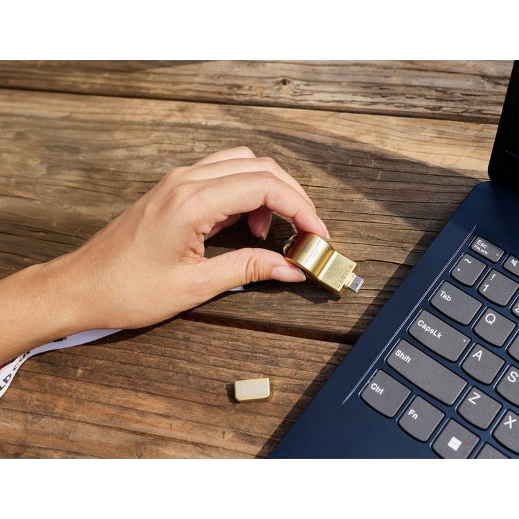 SanDisk FIFA World Cup 2026 flash drive 128GB, UK version