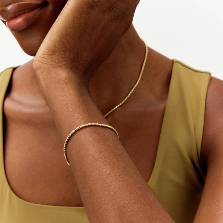 Revere gold plated curb chain necklace 46cm, UK version
