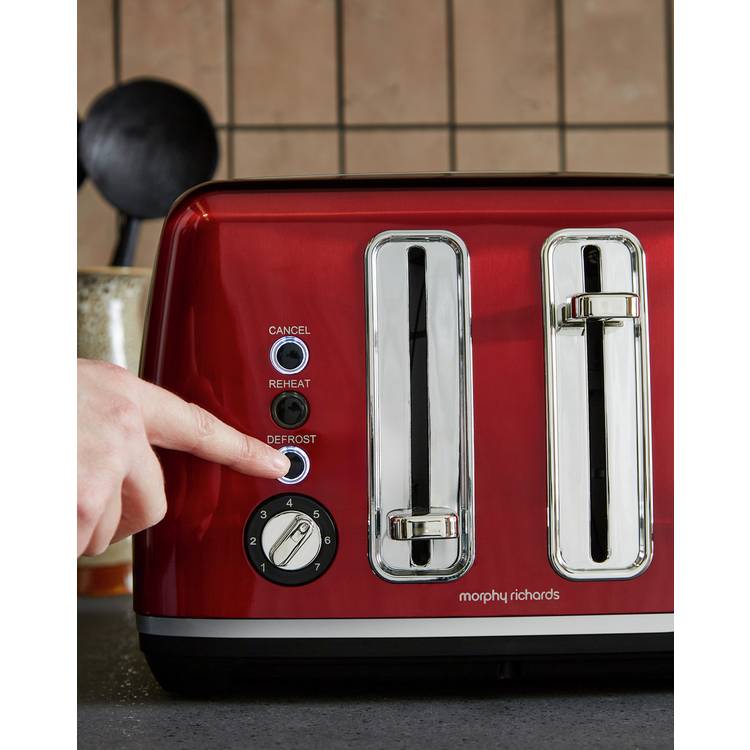 Morphy Richards 4 slice toaster red, imported from the UK