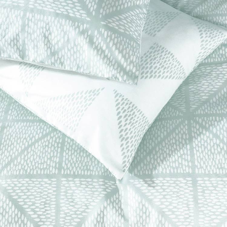 Habitat bedding set duck egg diamond dash single, imported from the UK