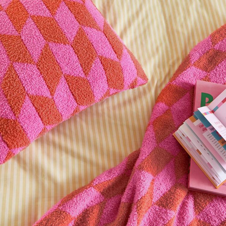 Furn throw pink 130x180cm, UK version