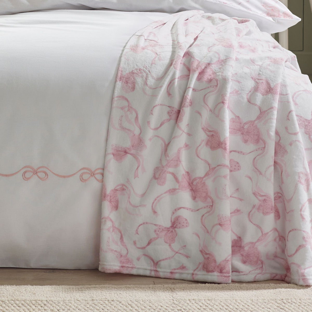 Catherine Lansfield bow throw white pink 240x200cm (British brand)