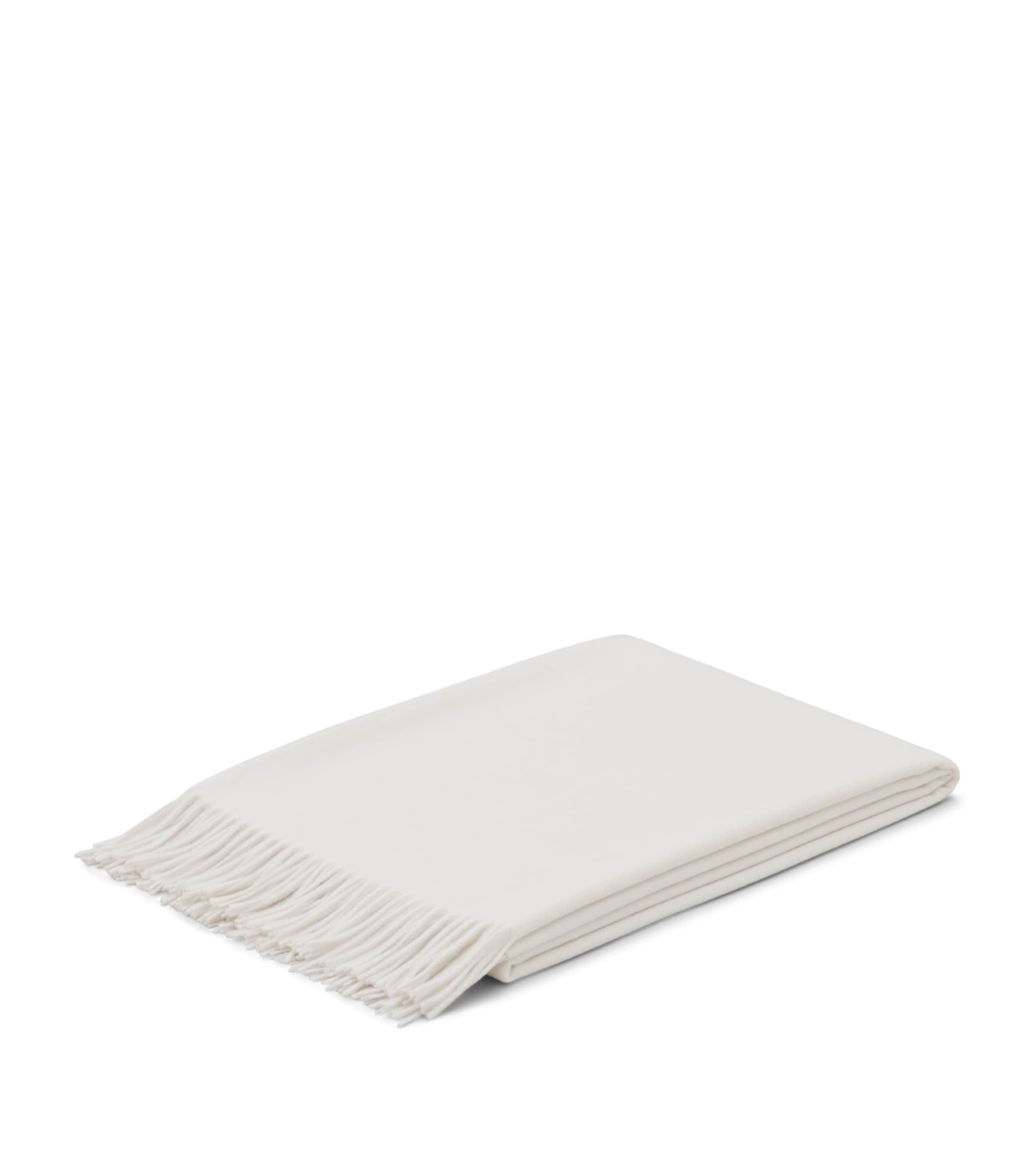 Begg x Co cashmere Arran throw blanket 147cm x 183cm - British product