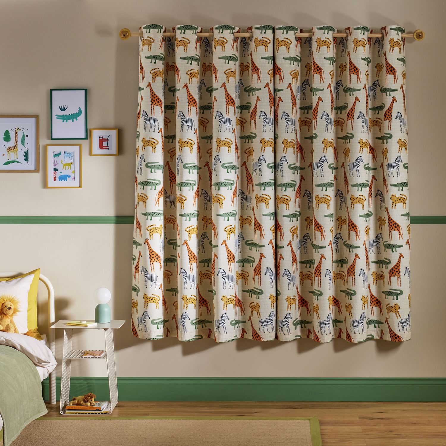 Habitat Kids Safari Print Blackout Eyelet Curtains - Cream - 168x183cm