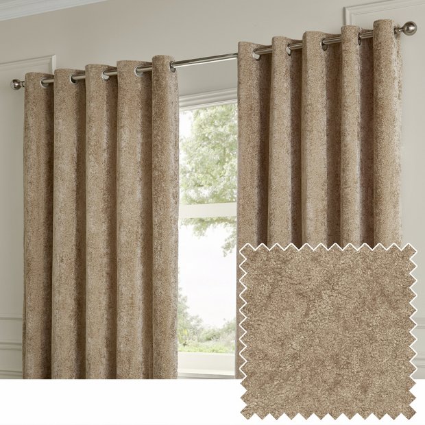 Paoletti velvet curtain Champagne 117x137cm - British product