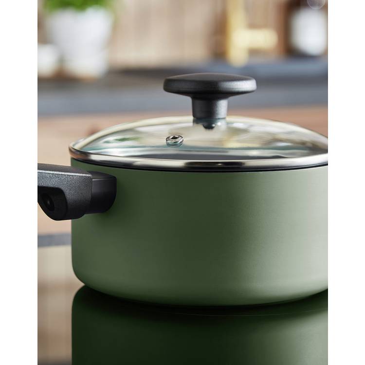 Morphy Richards 5 piece saucepan set green - British product