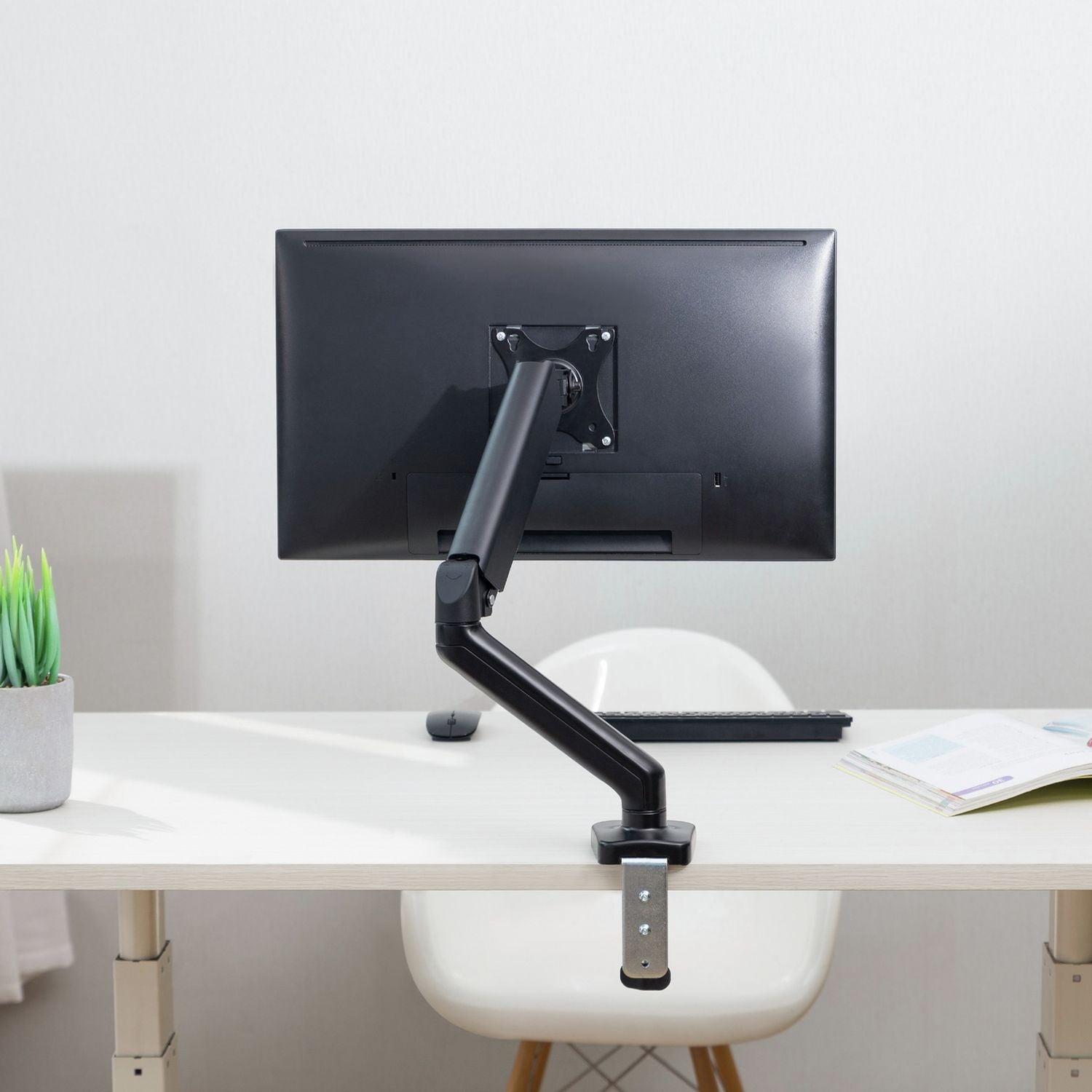 ProperAV monitor mount gas spring 17-32 inch - British product