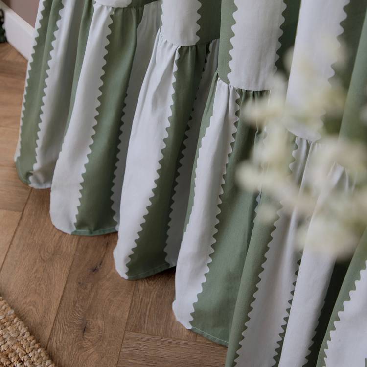 Wylder Birdie Stripe curtains green 117x137cm - British product