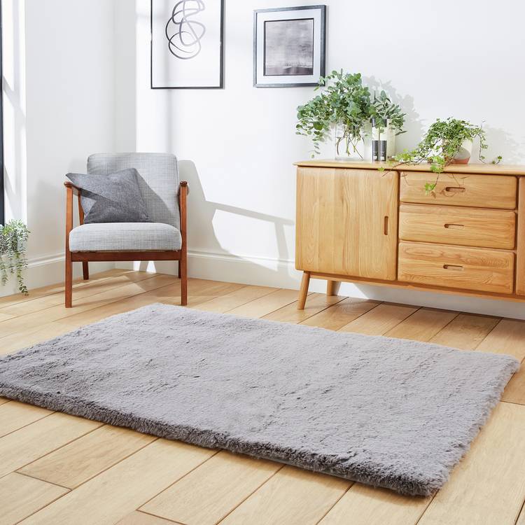 Think Rugs grey shaggy rug 80x150cm, UK version