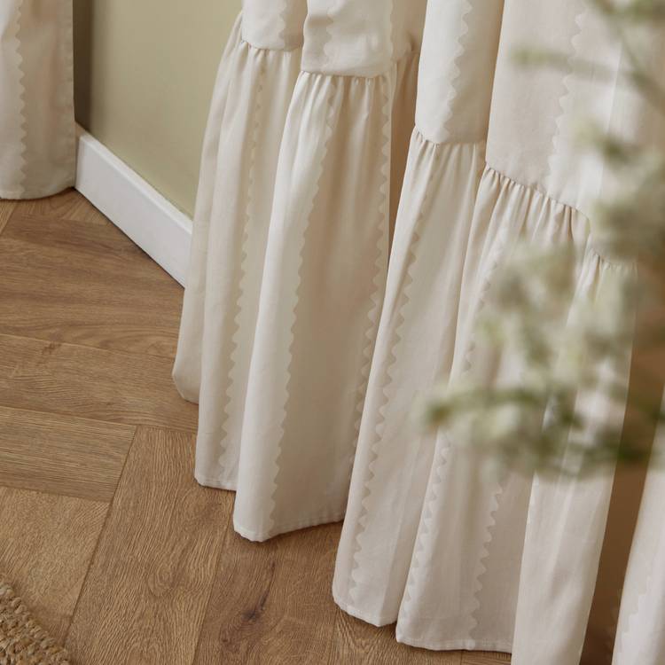 Wylder Birdie Stripe curtains natural 117x137cm, imported from the UK
