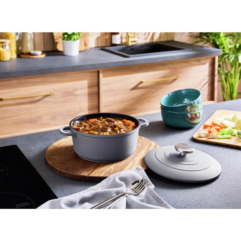 Morphy Richards casserole dish 2.3L grey, imported from the UK
