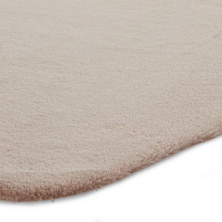 Think Rugs faux fur mink single pelt rug 58x90cm, UK version