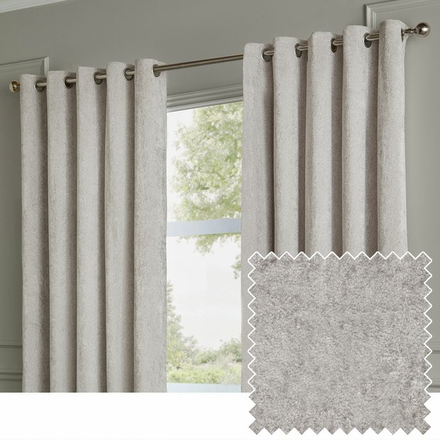 Paoletti Lustre Velvet Eyelet Curtains silver 117x137cm, UK version