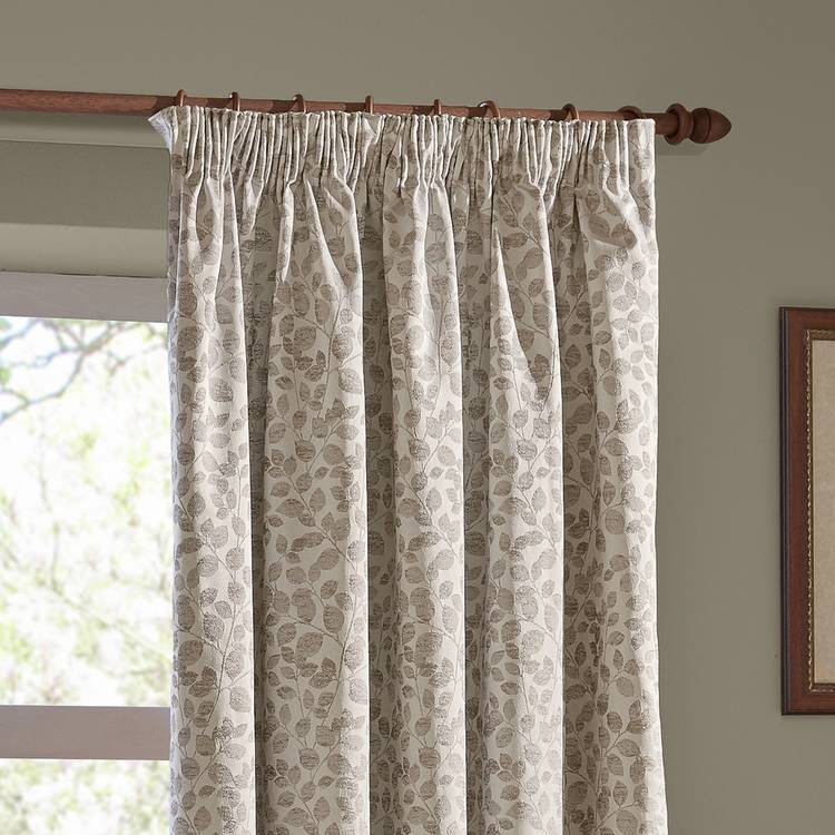 Wylder Grace Leaf Natural curtains 117x137cm - British product