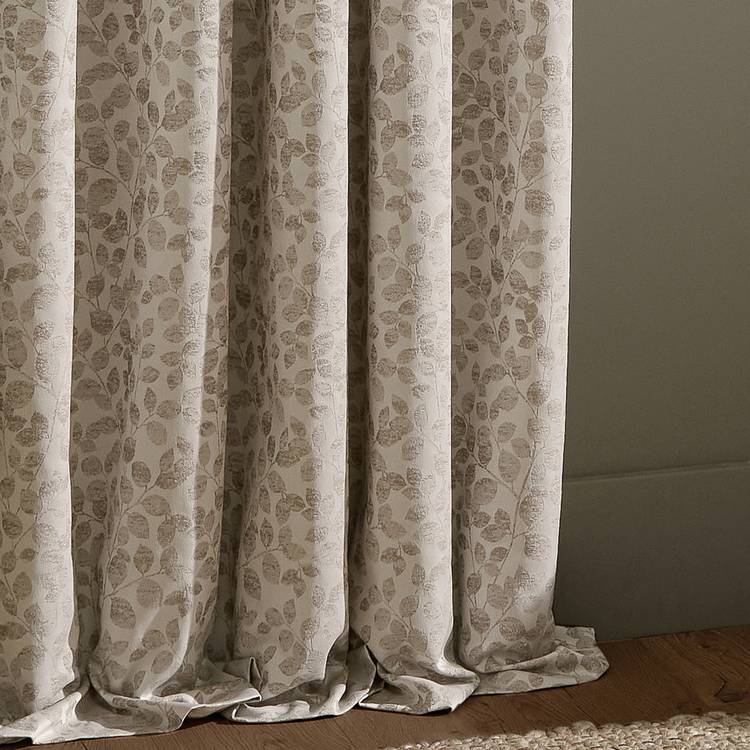 Wylder Grace Leaf Natural curtains 117x137cm - British product
