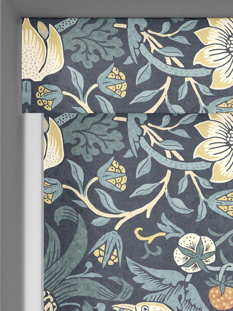 William Morris Strawberry Thief roller blind - British product