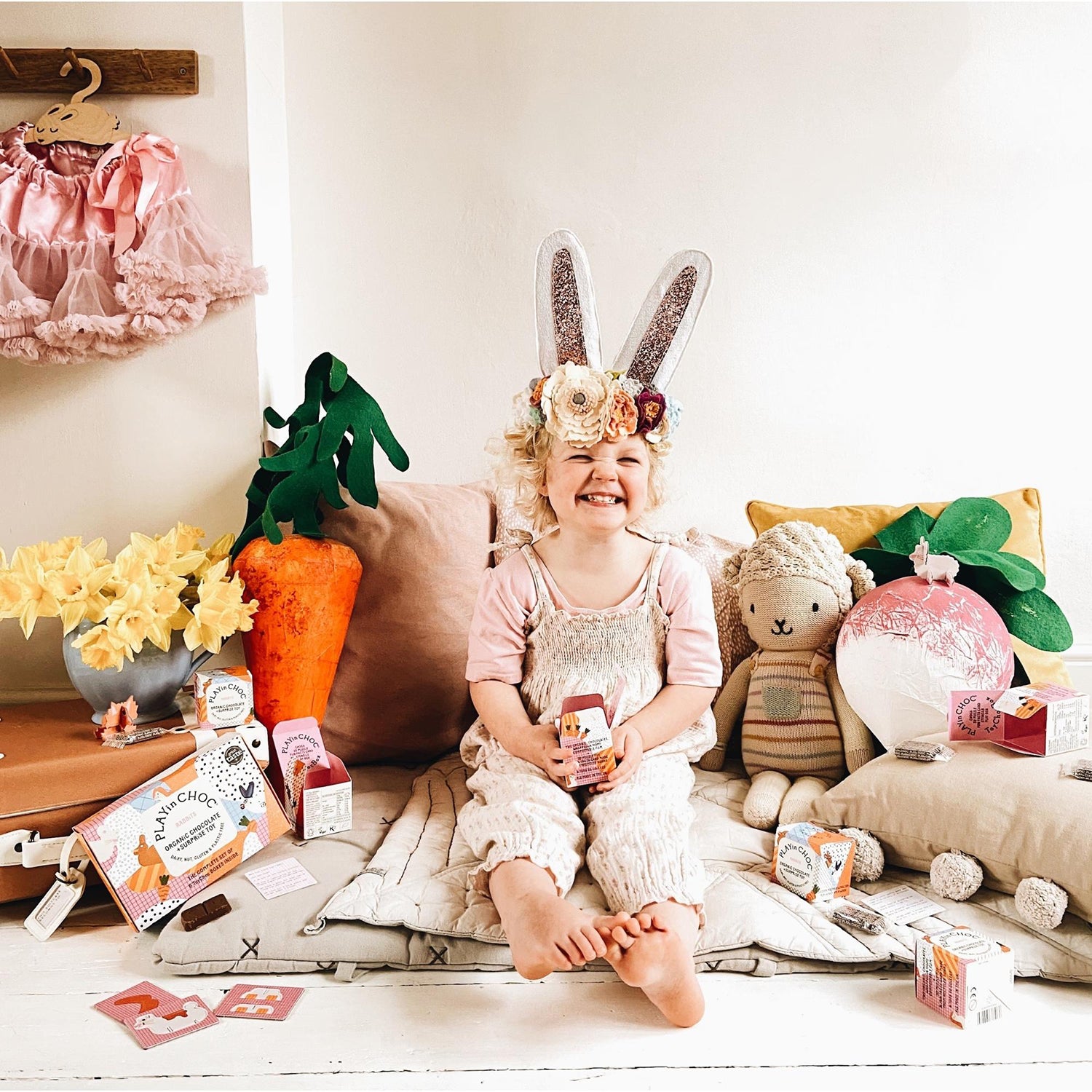 PLAYin CHOC ToyChoc Rabbit gift set - British product