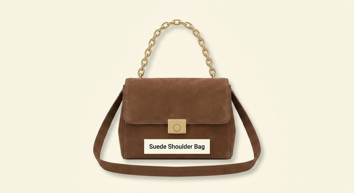 Prada Soft Sound Umhängetasche Wildleder Goldfarbene Kette (Britische Marke)