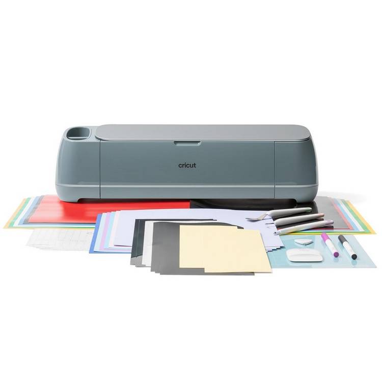 Cricut Maker 4 Ultra 2 crafting bundle - British product