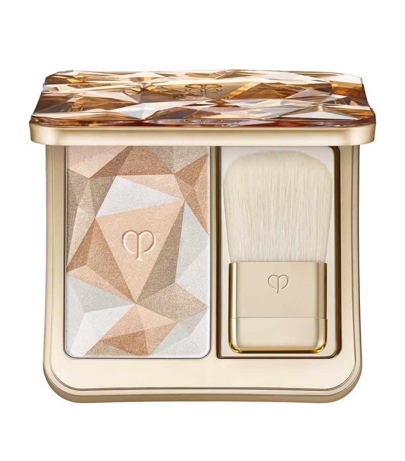 Clé de Peau Beauté Luminizing Face Enhancer - British product