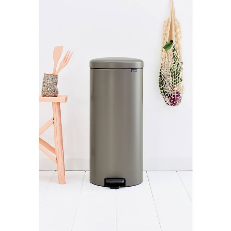 Brabantia 30-litre pedal bin platinum (British brand)