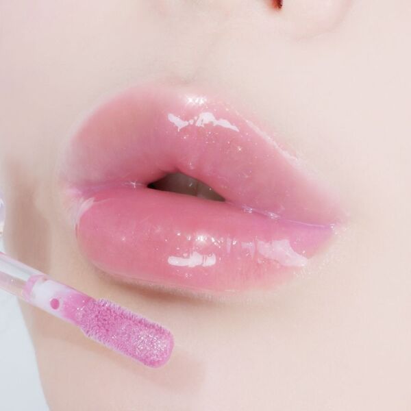 Alternative Stereo lip gloss Lavender Moon, imported from the UK