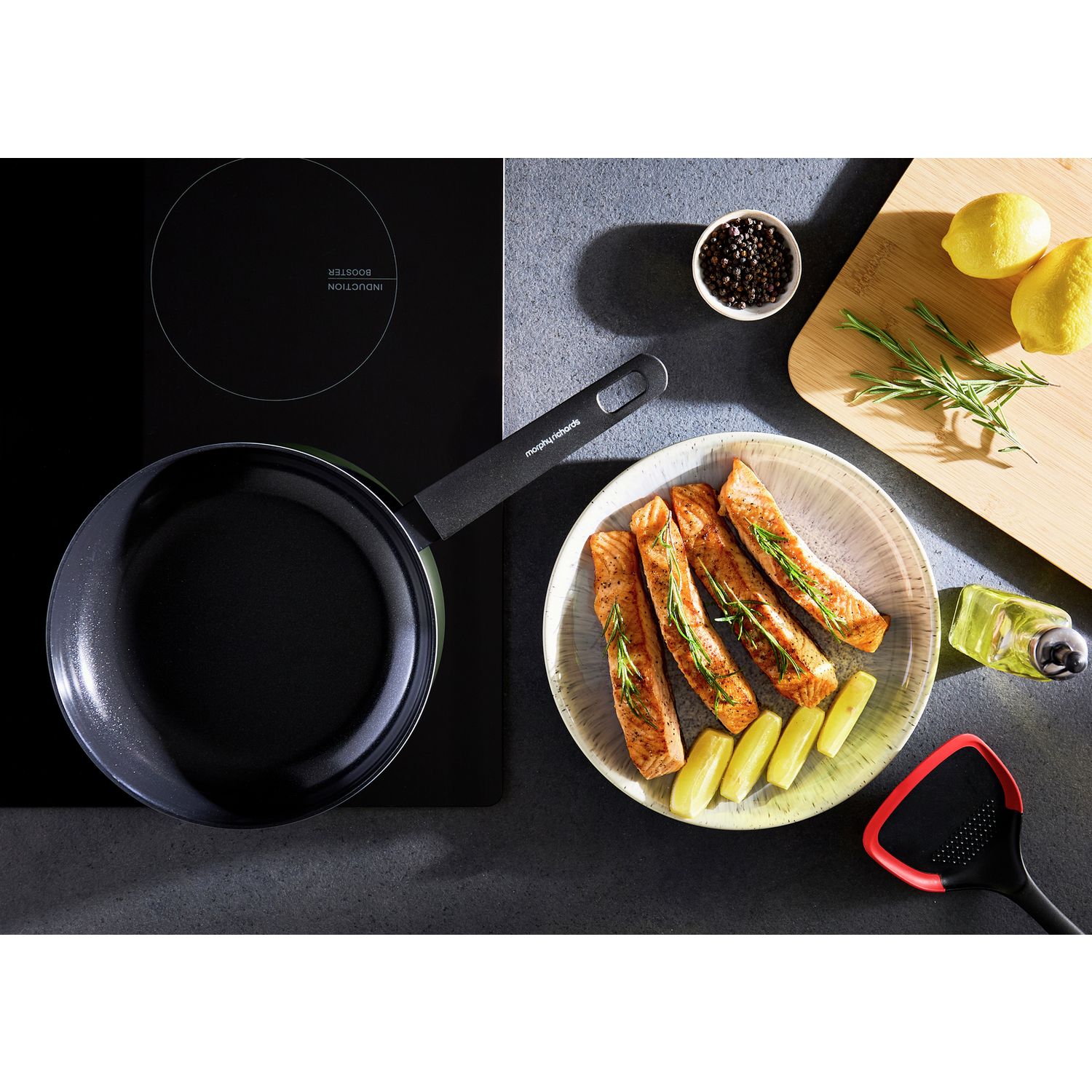 Morphy Richards non-stick aluminium frying pan 28cm green, imported from the UK