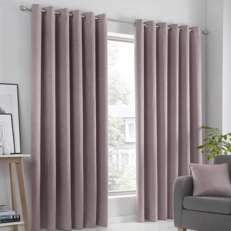 Fusion dim-out curtains blush pink 117x137cm British product