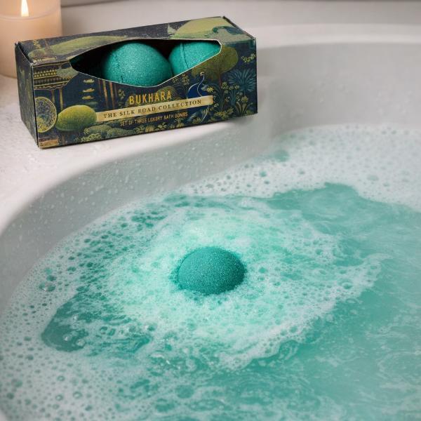 Candlelight Bukhara bath bomb gift set Windermere scent 3 x 120g, UK version