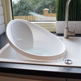 Shnuggle baby bath with bum bump design, imported from the UK