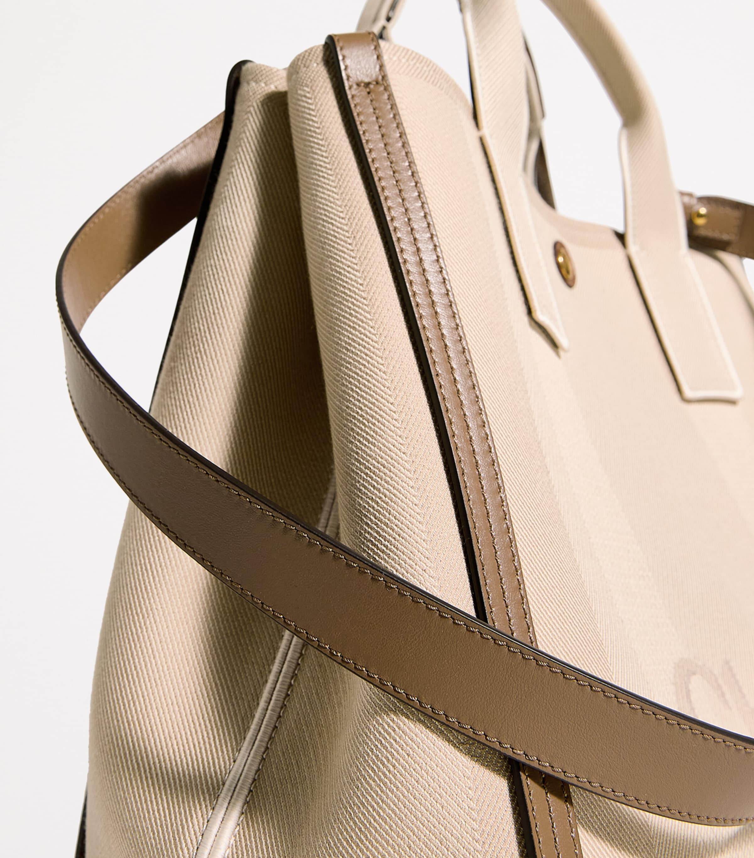 Chloé canvas carry tote bag medium - British product