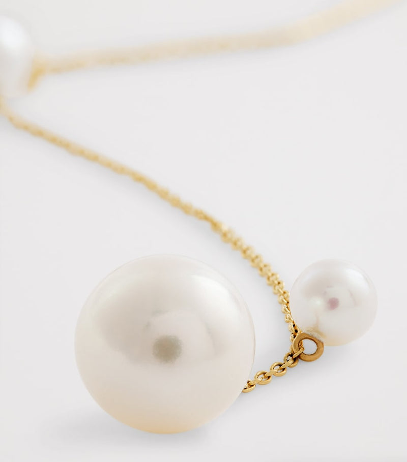 Sophie Bille Brahe yellow gold and pearl Trois Moon necklace, UK version