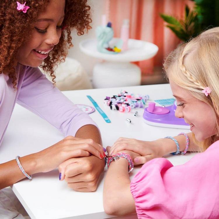 Cool Maker Kumi Kreator friendship bracelet craft kit, UK version