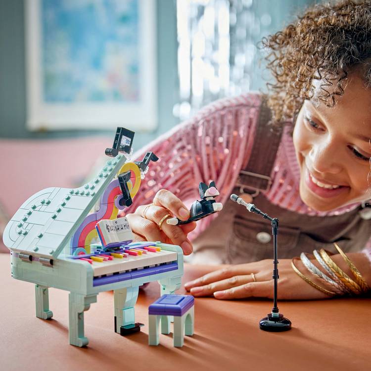 LEGO Creator 3-in-1 Music Decor Piano with Cat building toy, UK version