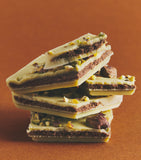 Harrods pistachio-filled white chocolate bar 123g, UK version