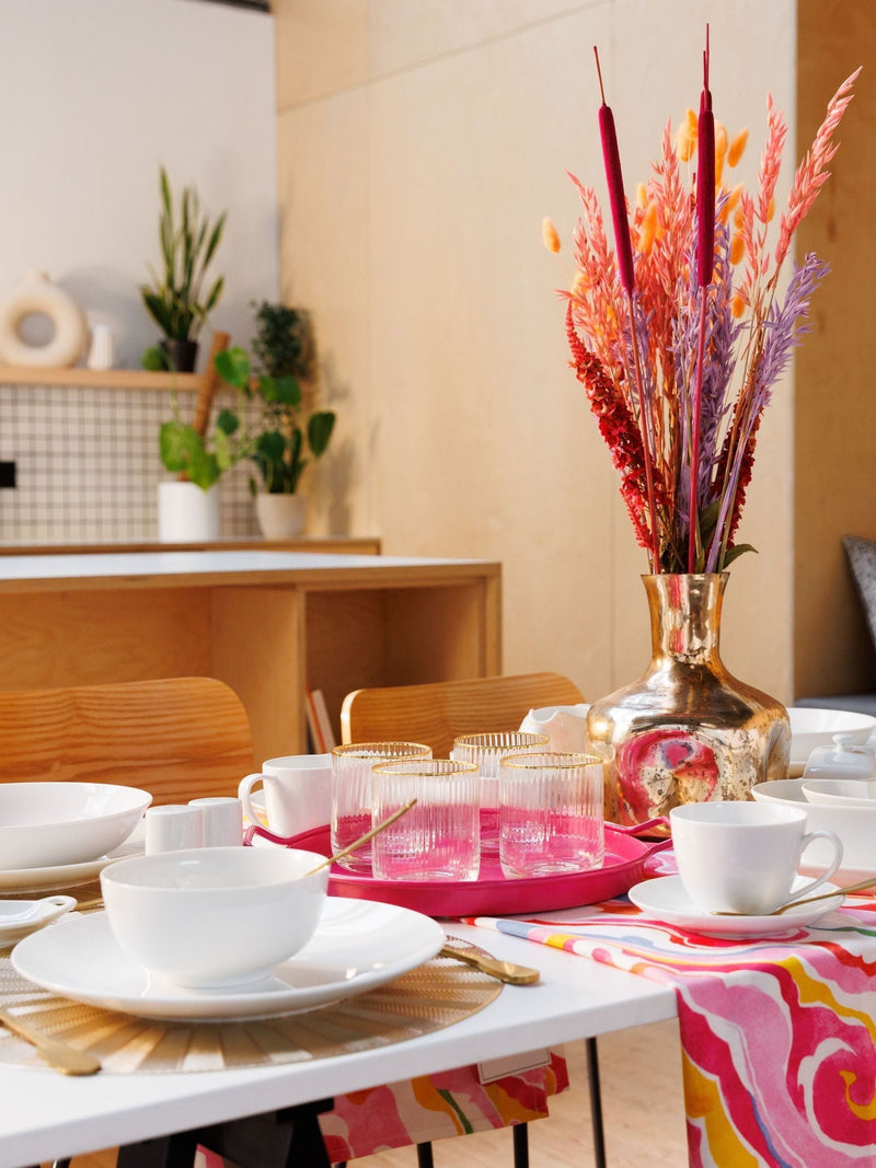 Mikasa set of 4 white porcelain pasta bowls 28cm (British brand)
