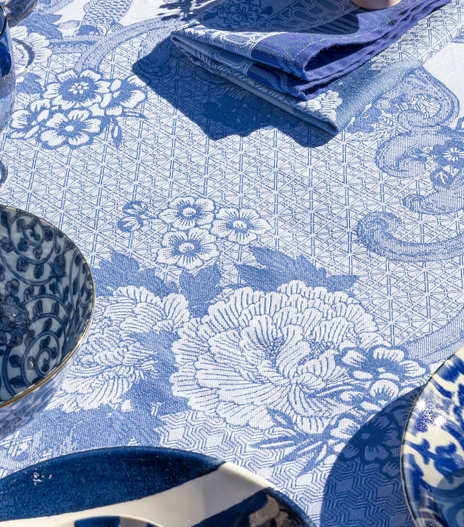 Le Jacquard Français Promenade Impériale tablecloth 175cm x 250cm (British brand)