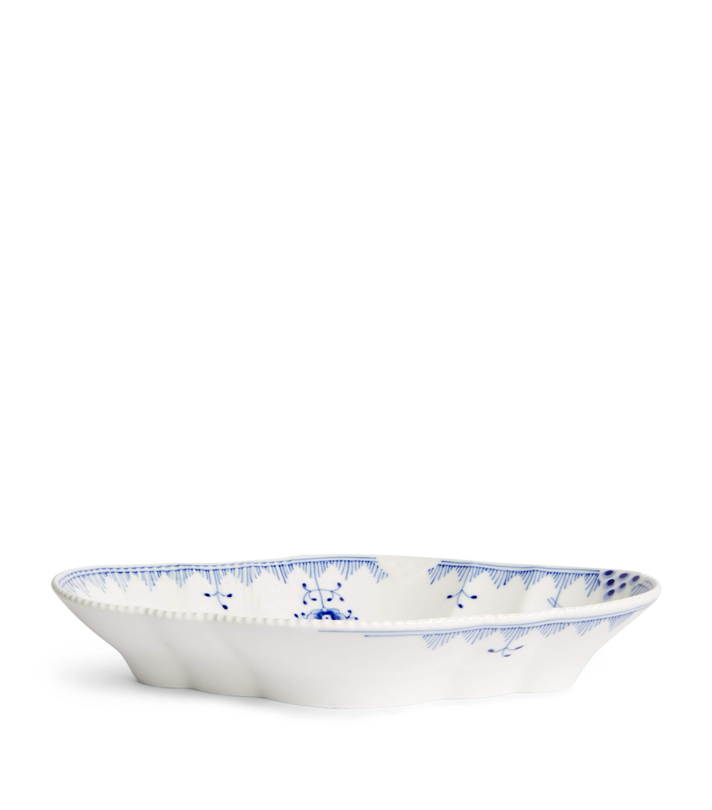 Royal Copenhagen Blue Elements porcelain dish 23cm, imported from the UK