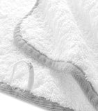 GRACCIOZA Egyptian cotton bath towel with colourful piping 70cm x 140cm, UK version