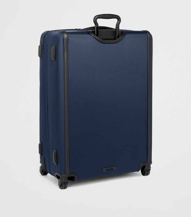 Tumi expandable check-in suitcase with 4 wheels, 78.5cm (British brand)