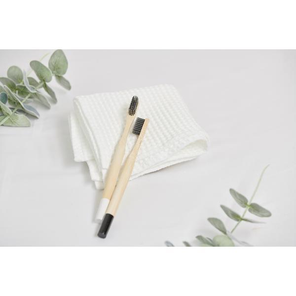 Full Circle charcoal tip bamboo toothbrush set, UK version