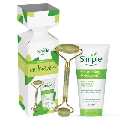 Simple moisturising treats gift set with face wash and jade roller, UK version