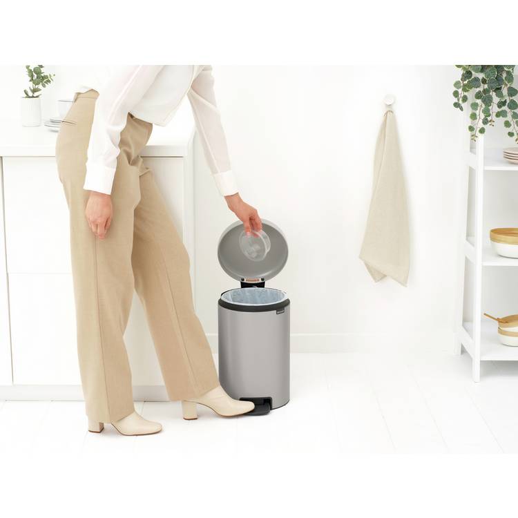 Brabantia NewIcon 12L pedal bin soft grey (British brand)