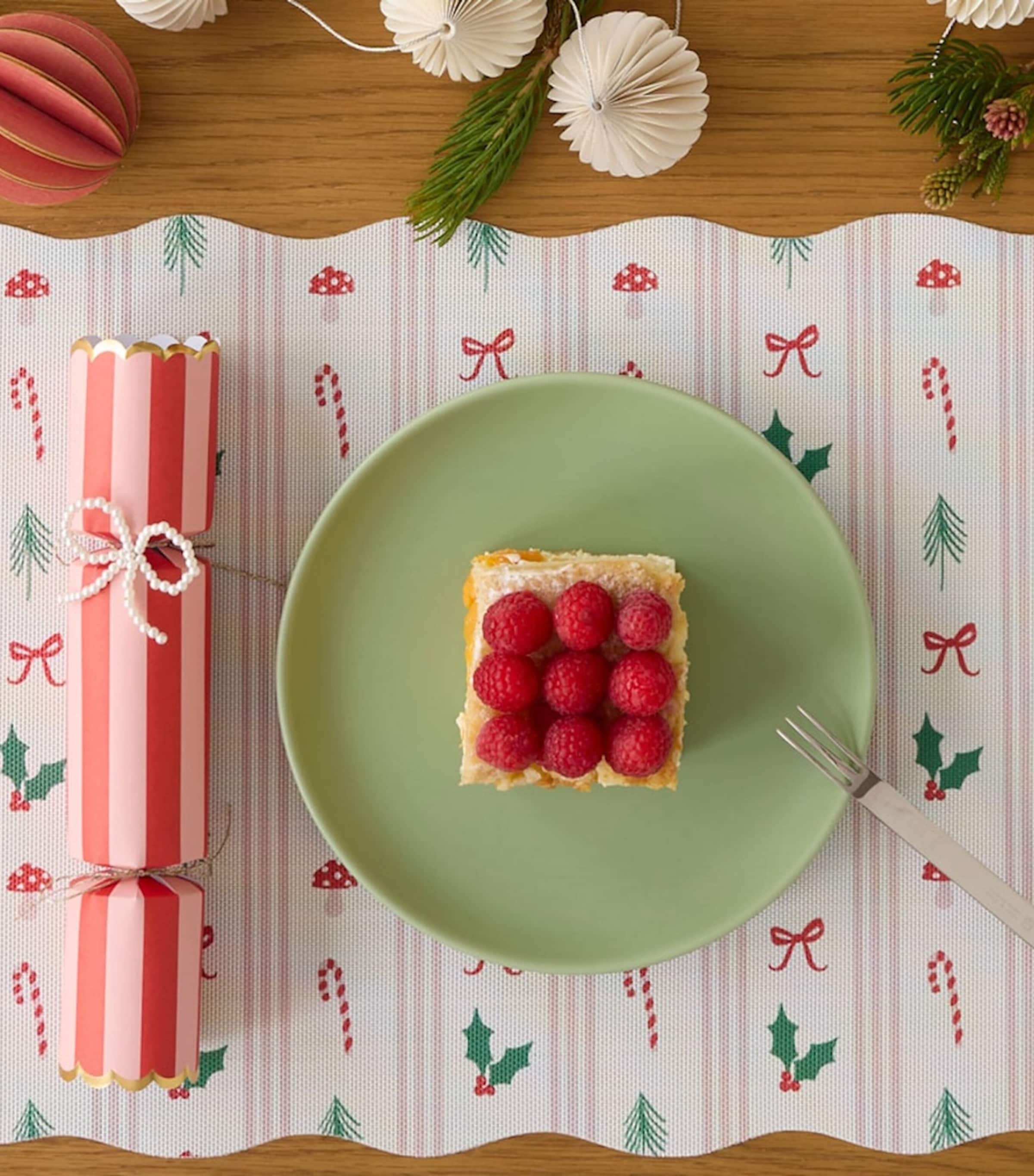 Chilewich Festive Icon Stripes placemat 34cm x 47cm - British product